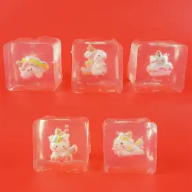 Squishy iskub med unicorn