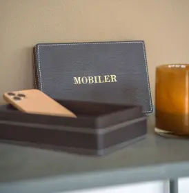 Låda i konstläder "MOBILER"