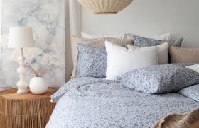 B&auml;ddset -Hulda (bl&aring;)