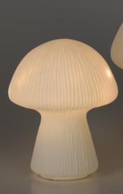 Svampformad lampa